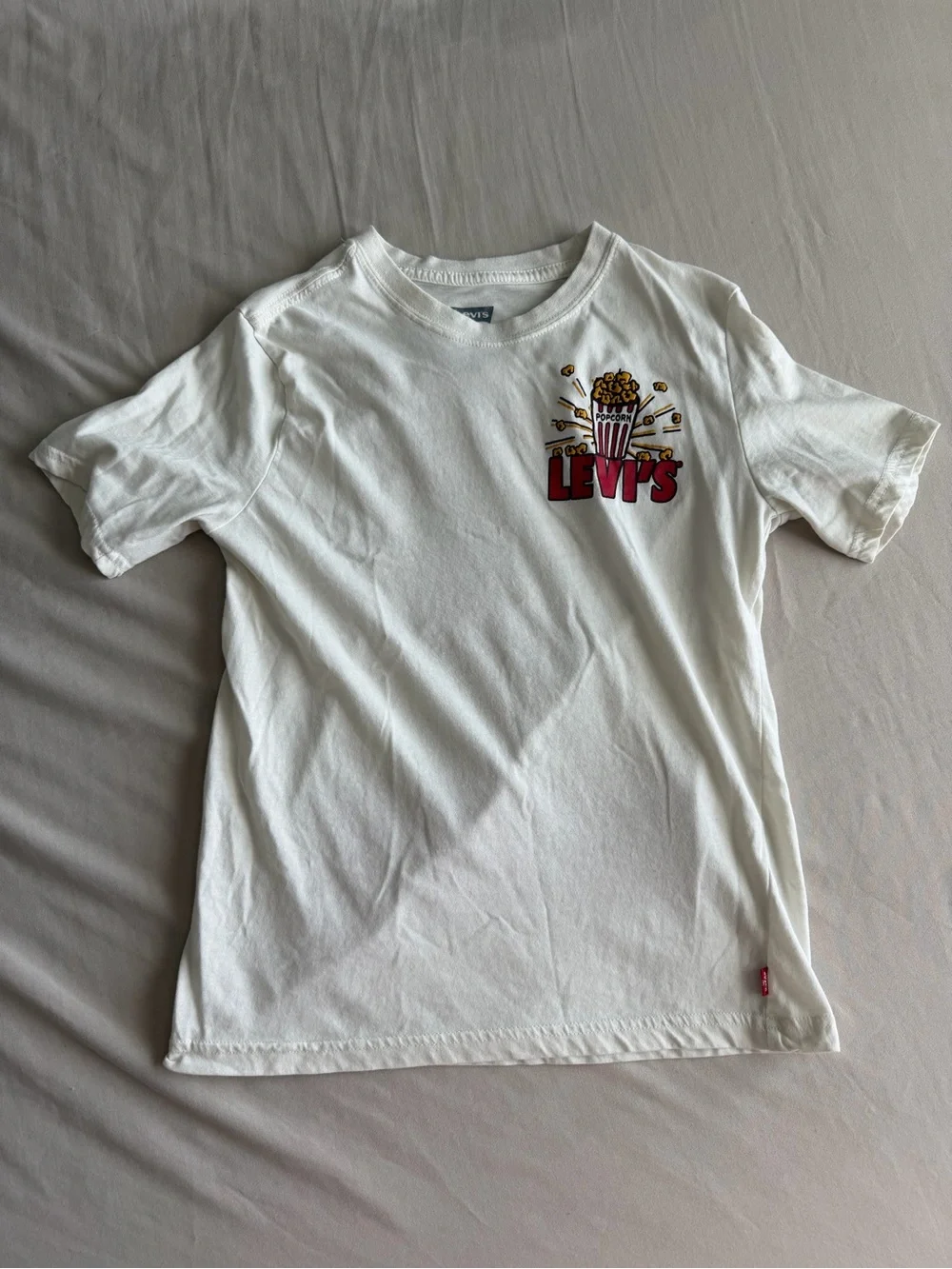 Levi's Kids Popcorn Bear Graphic Short Sleeve T-Shirt (S)